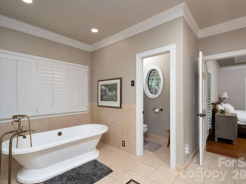 5201 Jupiter Hills Court, Charlotte, NC 28277.  MLS# CAR4294389, YatesRealty ID 20887. 