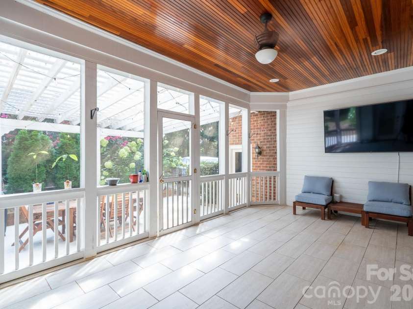 5201 Jupiter Hills Court, Charlotte, NC 28277.  MLS# CAR4294389, YatesRealty ID 20887. 