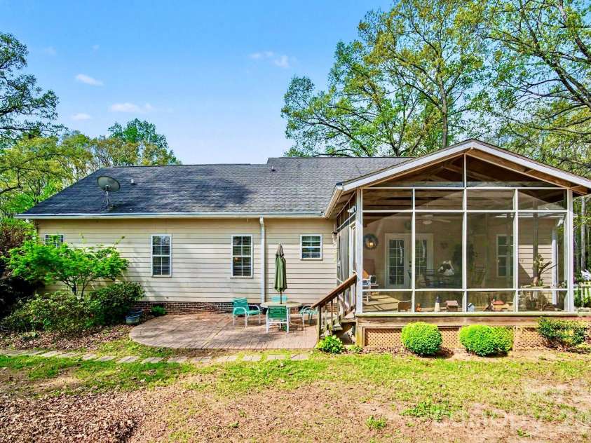 270 Spicewood Circle, Troutman, NC 28166.  MLS# CAR4356836, YatesRealty ID 20888. 