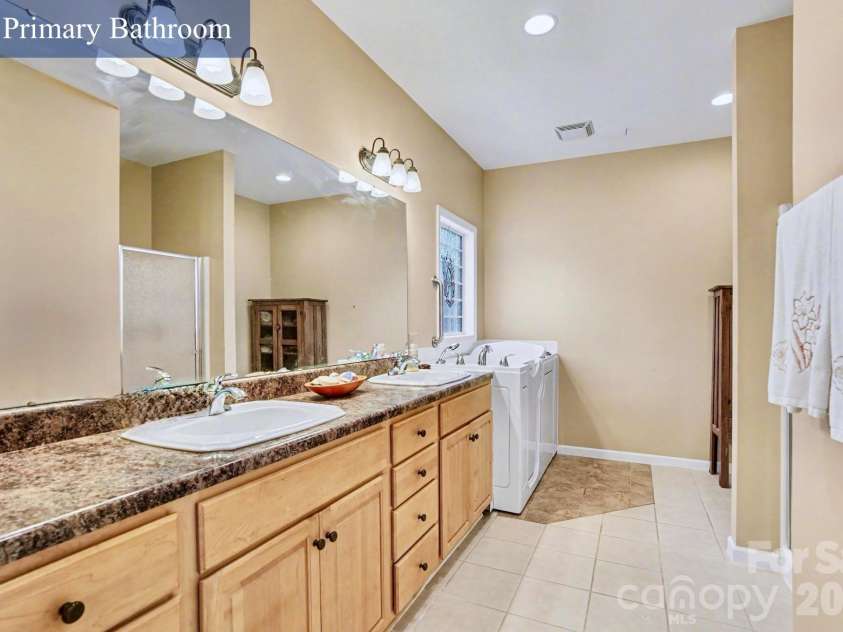 270 Spicewood Circle, Troutman, NC 28166.  MLS# CAR4356836, YatesRealty ID 20888. 