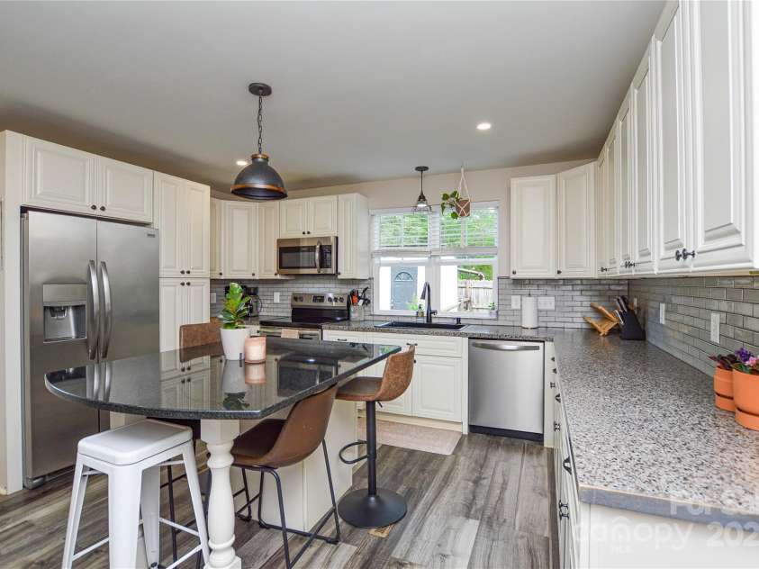 8024 Eagle Street, Mount Pleasant, NC 28124.  MLS# CAR4256801, YatesRealty ID 20888. 