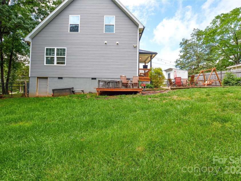 8024 Eagle Street, Mount Pleasant, NC 28124.  MLS# CAR4256801, YatesRealty ID 20888. 