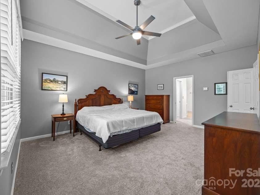 18305 Dembridge Drive, Davidson, NC 28036.  MLS# CAR4249424, YatesRealty ID 20889. 