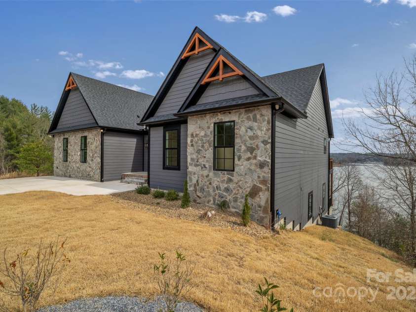 464 Lake Crest Drive, Nebo, NC 28761.  MLS# CAR4230870, YatesRealty ID 2089. 