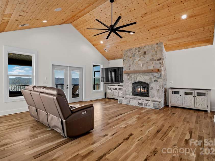 464 Lake Crest Drive, Nebo, NC 28761.  MLS# CAR4230870, YatesRealty ID 2089. 