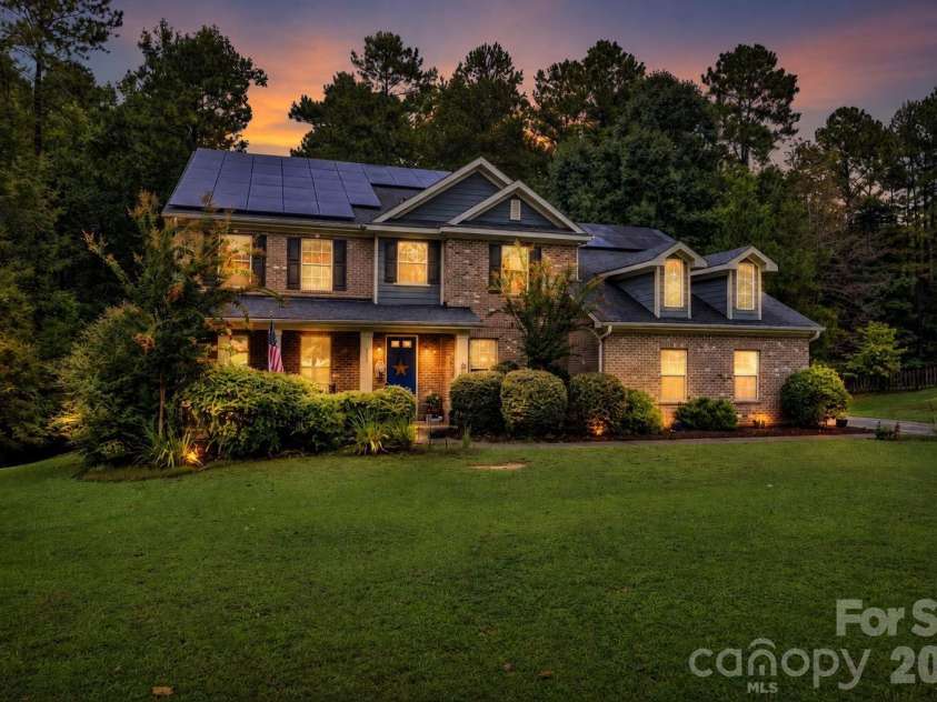 111 St Sophia Court, Mooresville, NC 28117.  MLS# CAR4377070, YatesRealty ID 20890. 