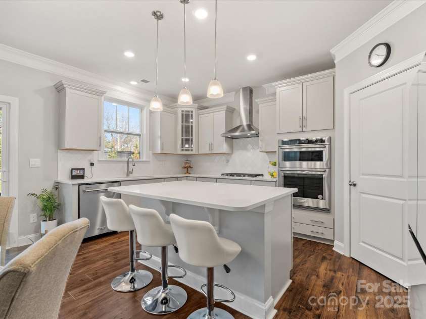 5585 Zeeland Lane, Fort Mill, SC 29707.  MLS# CAR4229336, YatesRealty ID 20891. 