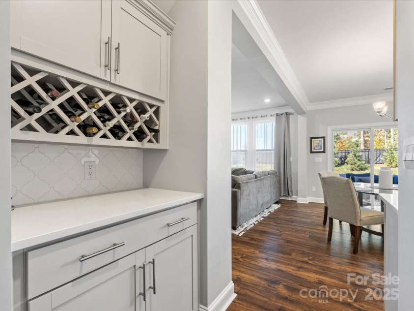 5585 Zeeland Lane, Fort Mill, SC 29707.  MLS# CAR4229336, YatesRealty ID 20891. 