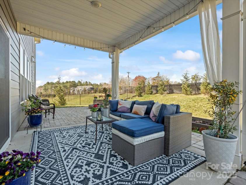 5585 Zeeland Lane, Fort Mill, SC 29707.  MLS# CAR4229336, YatesRealty ID 20891. 