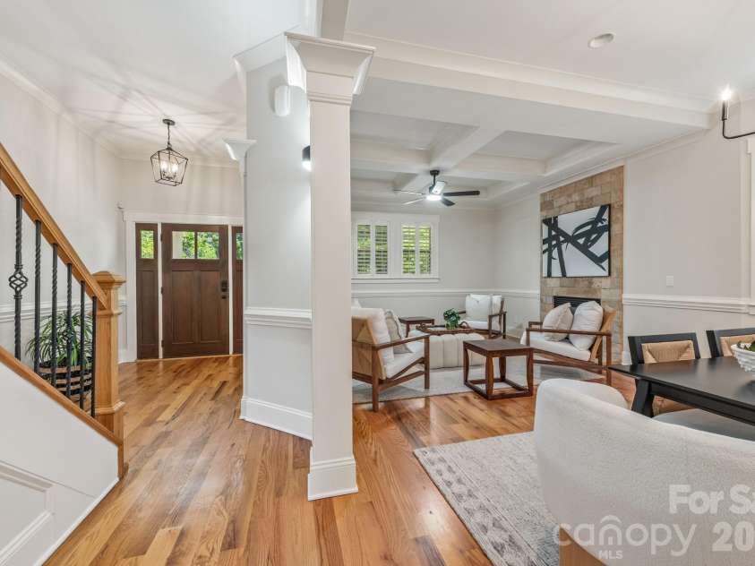 3400 Holt Street, Charlotte, NC 28205.  MLS# CAR4373235, YatesRealty ID 20892. 