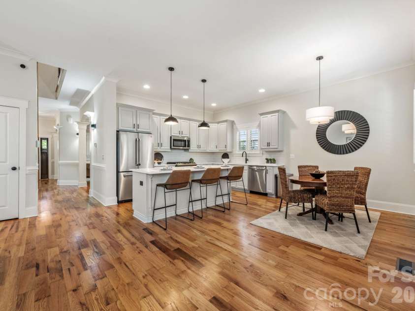 3400 Holt Street, Charlotte, NC 28205.  MLS# CAR4373235, YatesRealty ID 20892. 
