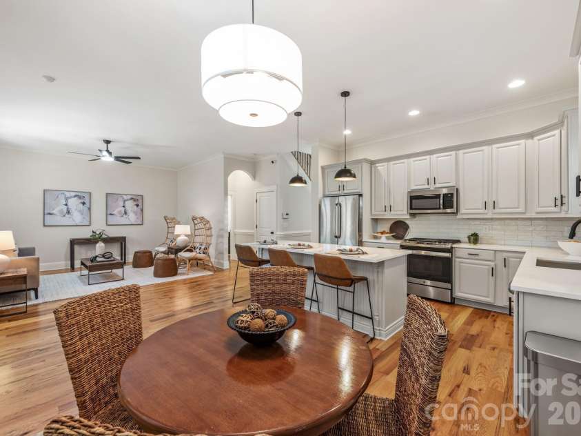 3400 Holt Street, Charlotte, NC 28205.  MLS# CAR4373235, YatesRealty ID 20892. 