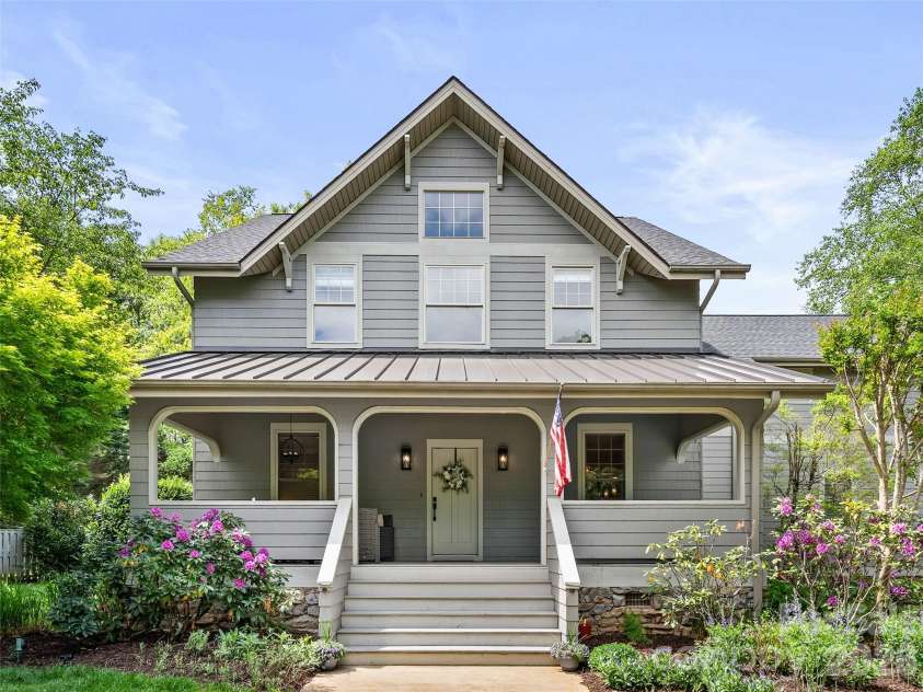 1066 Columbine Road, Asheville, NC 28803.  MLS# CAR4371286, YatesRealty ID 20894. 