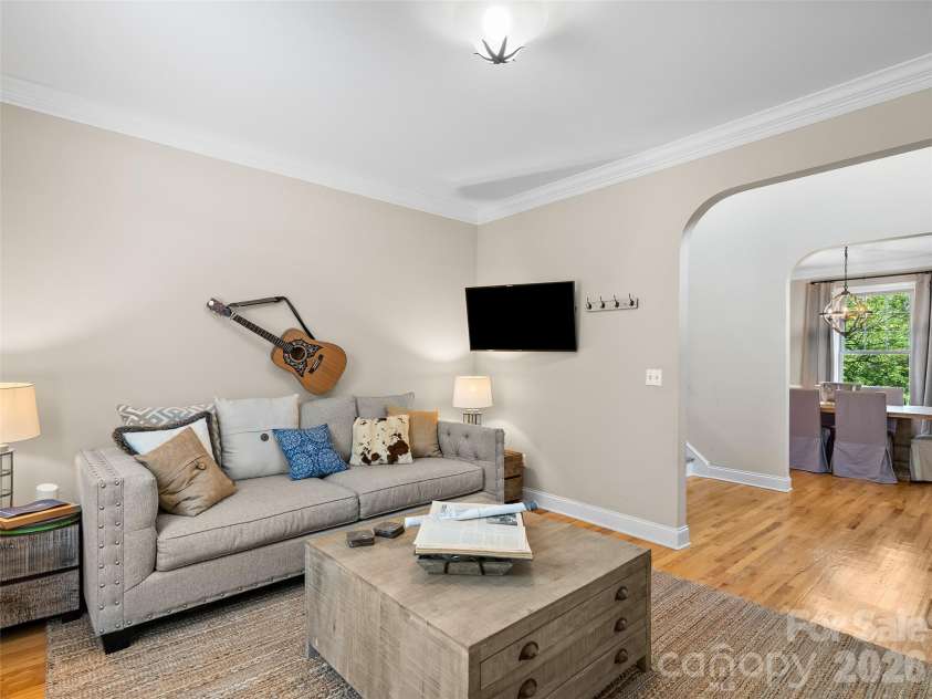 1066 Columbine Road, Asheville, NC 28803.  MLS# CAR4371286, YatesRealty ID 20894. 