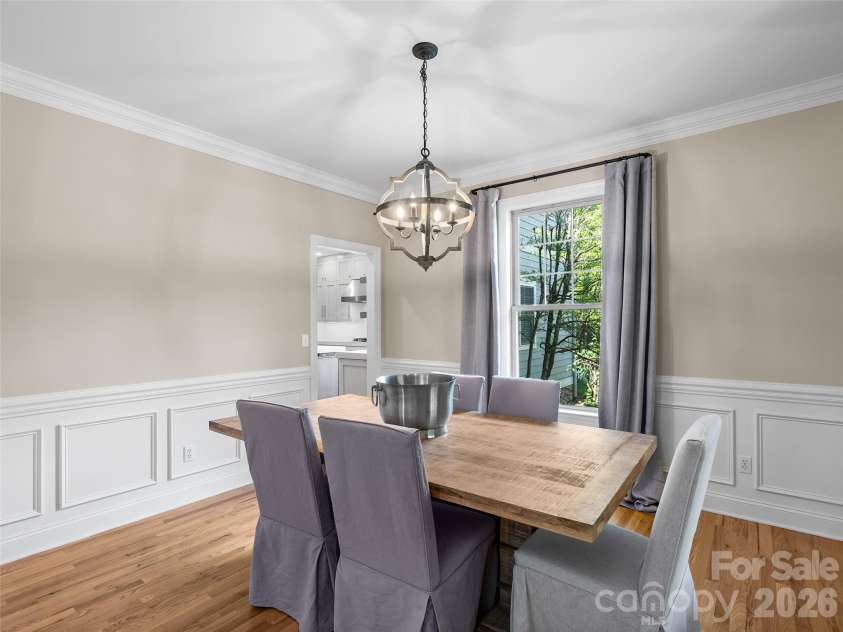 1066 Columbine Road, Asheville, NC 28803.  MLS# CAR4371286, YatesRealty ID 20894. 