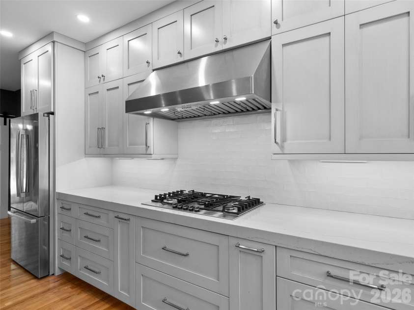 1066 Columbine Road, Asheville, NC 28803.  MLS# CAR4371286, YatesRealty ID 20894. 