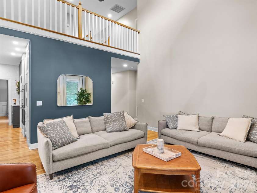 1066 Columbine Road, Asheville, NC 28803.  MLS# CAR4371286, YatesRealty ID 20894. 