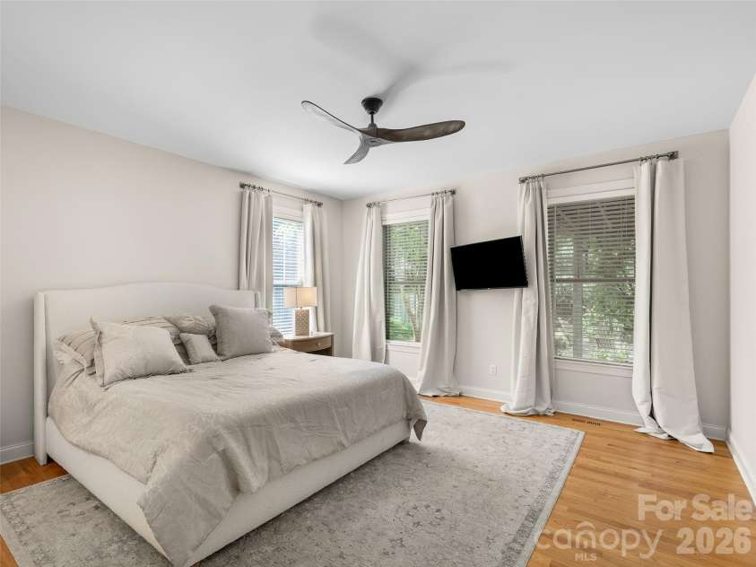 1066 Columbine Road, Asheville, NC 28803.  MLS# CAR4371286, YatesRealty ID 20894. 
