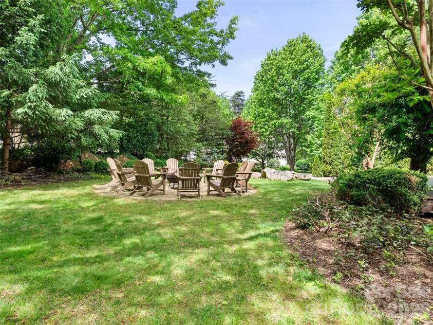 1066 Columbine Road, Asheville, NC 28803.  MLS# CAR4371286, YatesRealty ID 20894. 