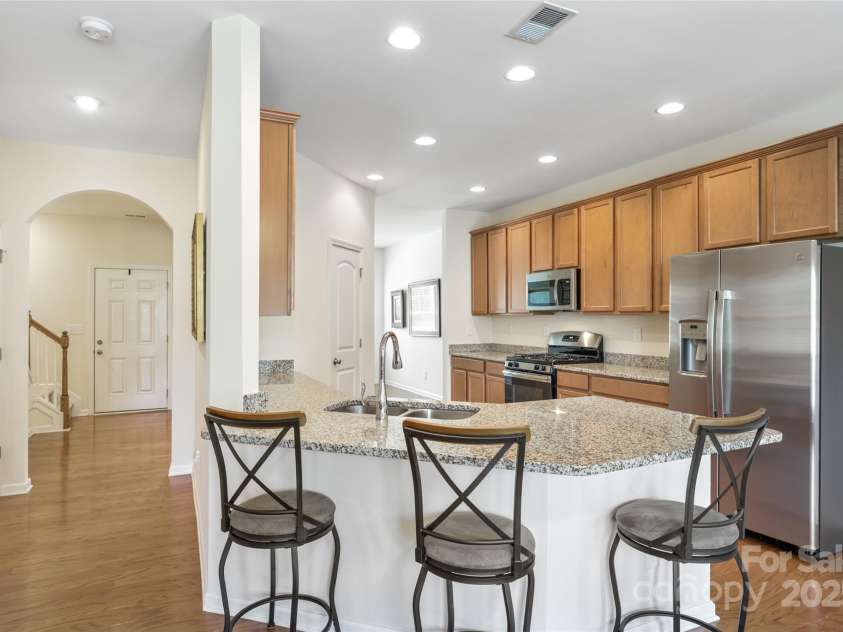 6315 Prosperity Church Road, Charlotte, NC 28269.  MLS# CAR4256414, YatesRealty ID 20894. 