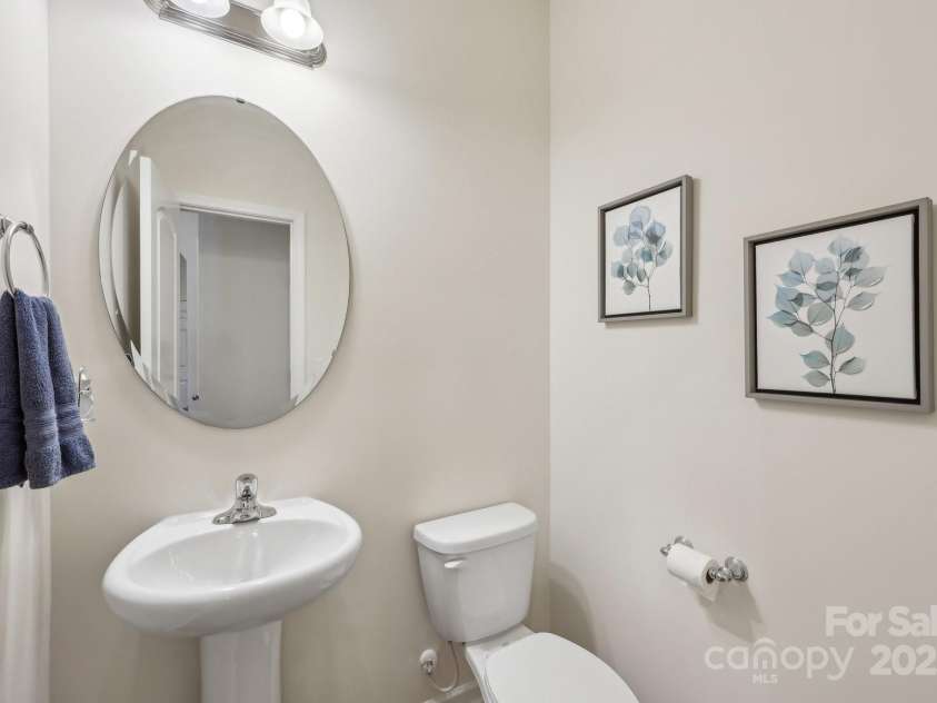 6315 Prosperity Church Road, Charlotte, NC 28269.  MLS# CAR4256414, YatesRealty ID 20894. 