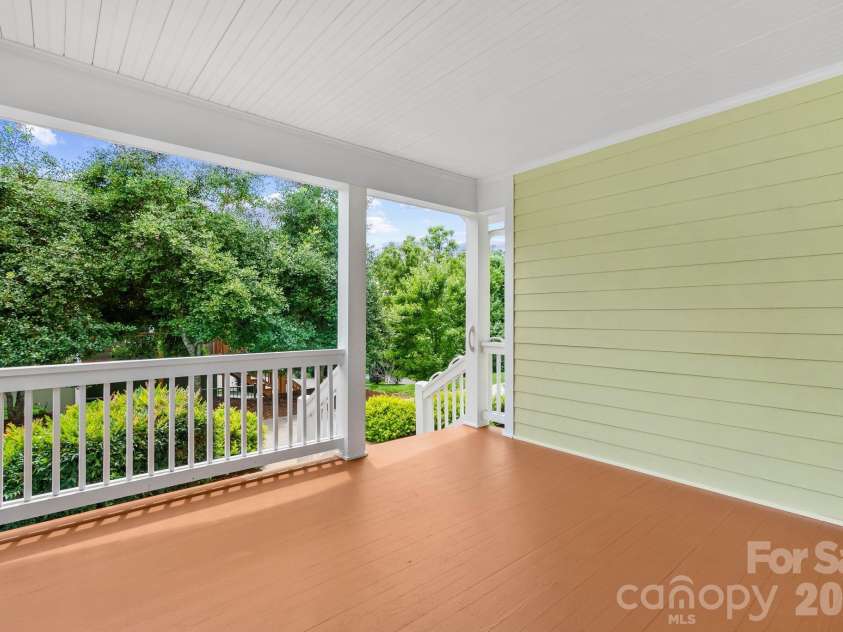 11 Myra Place, Asheville, NC 28806.  MLS# CAR4284280, YatesRealty ID 20895. More usable square footage