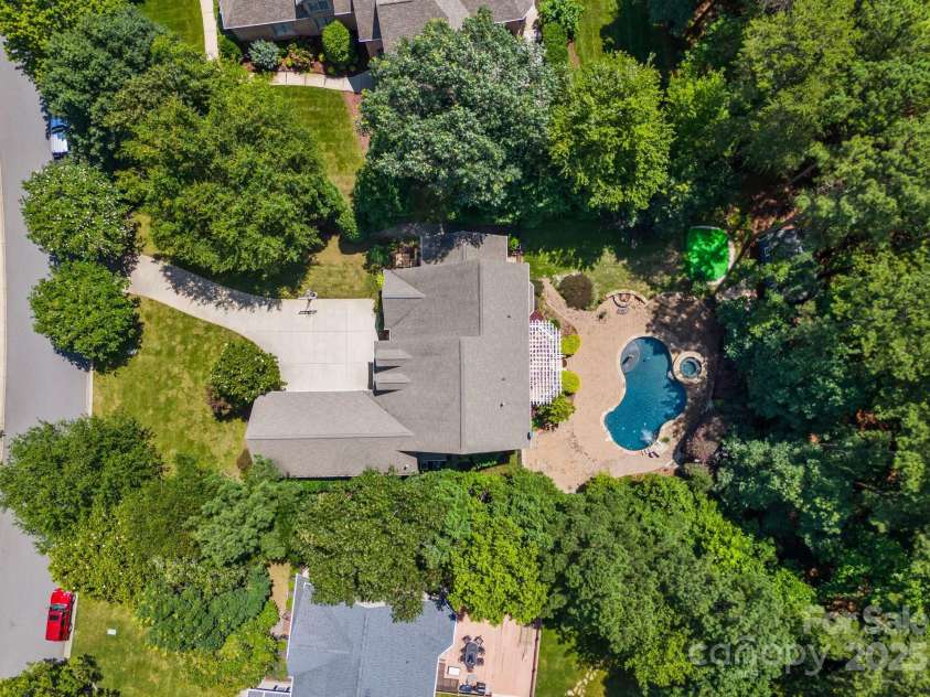 4536 Rustling Woods Drive, Denver, NC 28037.  MLS# CAR4271703, YatesRealty ID 20895. 