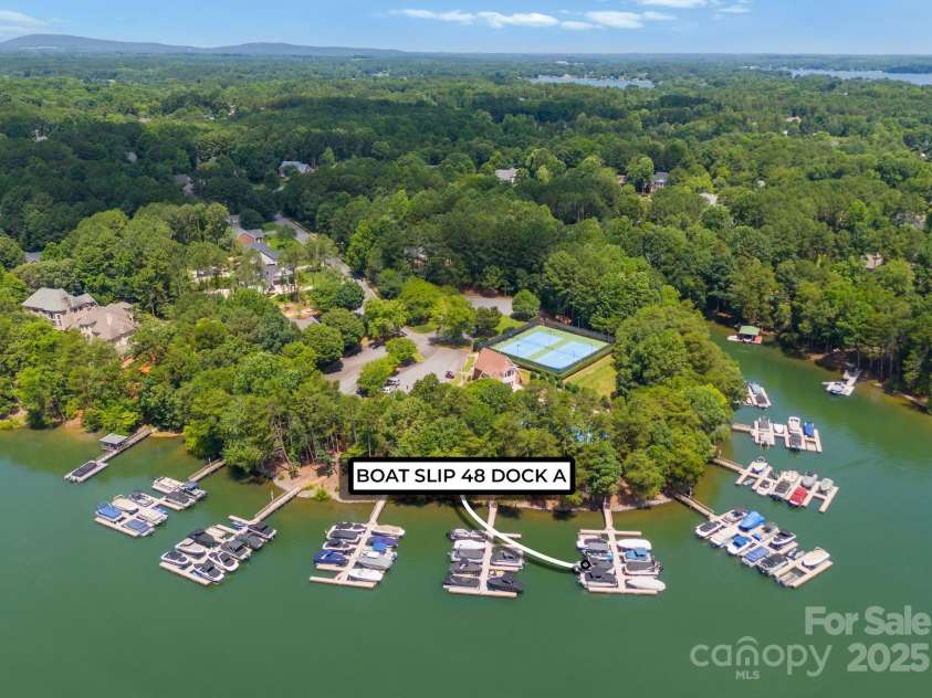 4536 Rustling Woods Drive, Denver, NC 28037.  MLS# CAR4271703, YatesRealty ID 20895. 