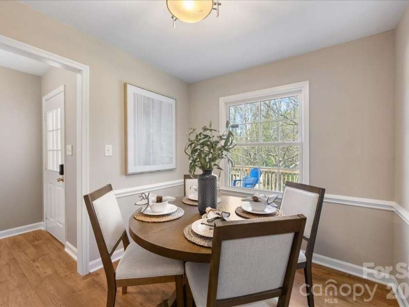 4025 Old Stone Road, Charlotte, NC 28226.  MLS# CAR4356134, YatesRealty ID 20896. 