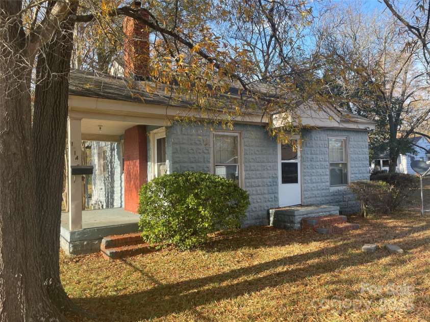 1014 Martin Avenue, Rock Hill, SC 29730.  MLS# CAR4324858, YatesRealty ID 20897. 