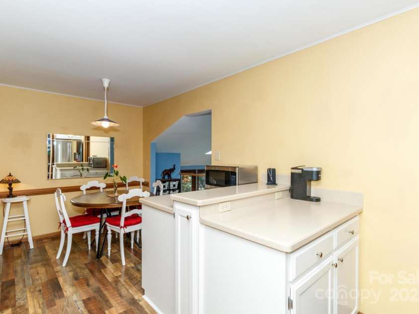 6119 Bittersweet Lane, Charlotte, NC 28270.  MLS# CAR4259324, YatesRealty ID 20897. 