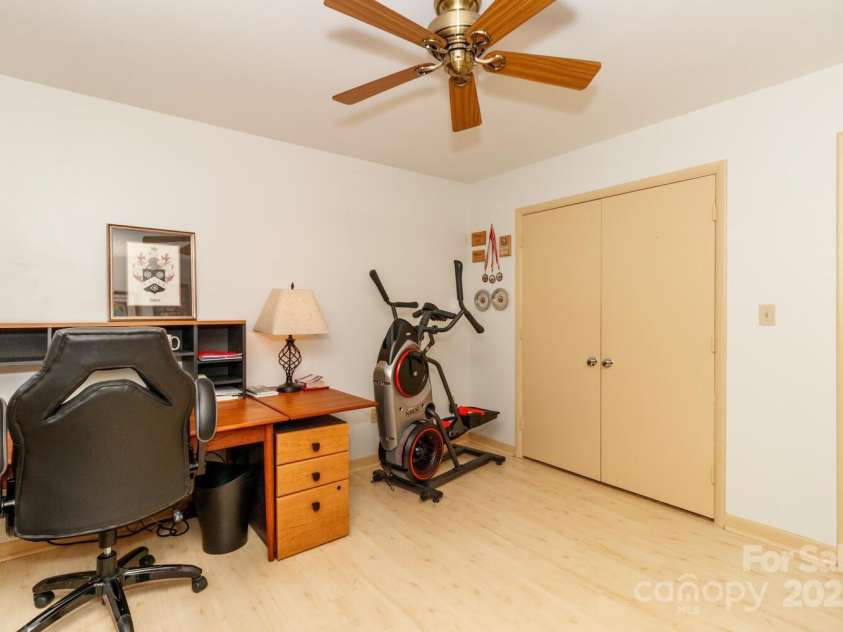 6119 Bittersweet Lane, Charlotte, NC 28270.  MLS# CAR4259324, YatesRealty ID 20897. 