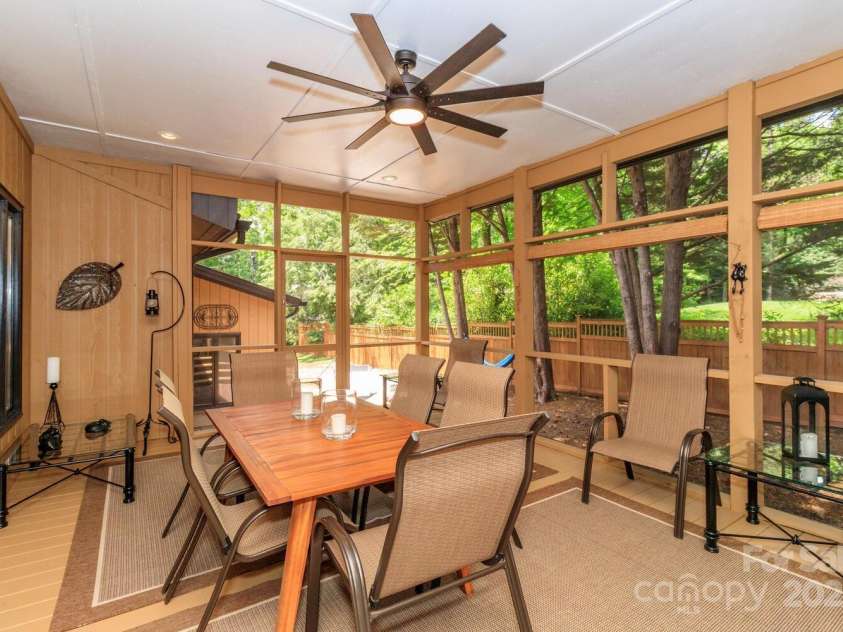 6119 Bittersweet Lane, Charlotte, NC 28270.  MLS# CAR4259324, YatesRealty ID 20897. 