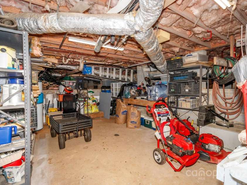 6119 Bittersweet Lane, Charlotte, NC 28270.  MLS# CAR4259324, YatesRealty ID 20897. 