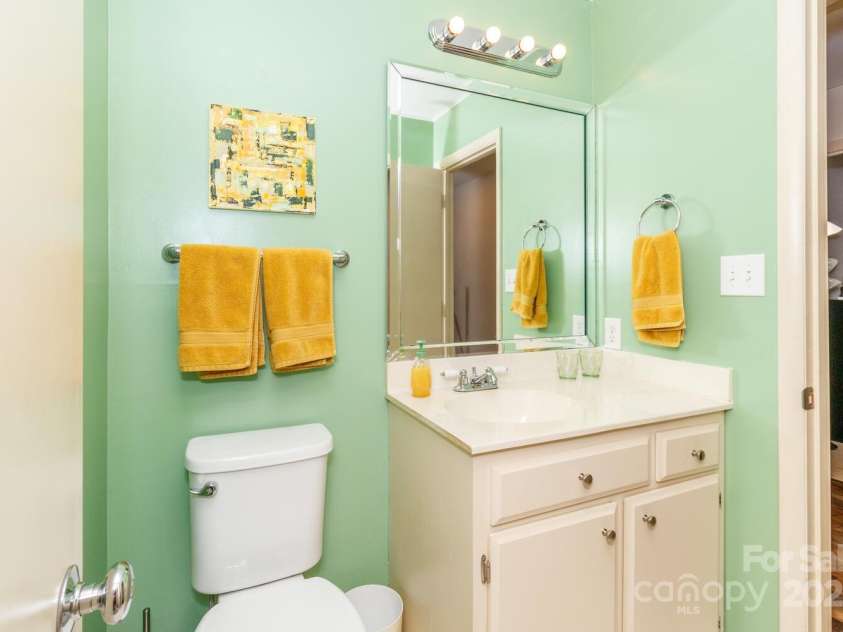 6119 Bittersweet Lane, Charlotte, NC 28270.  MLS# CAR4259324, YatesRealty ID 20897. 