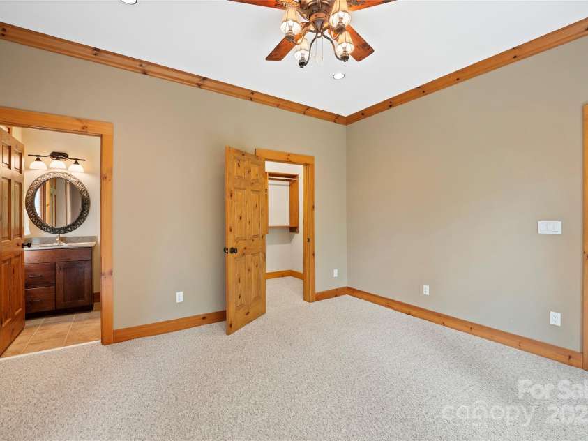 14 Sweet Gum Hill, Fletcher, NC 28732.  MLS# CAR4249700, YatesRealty ID 20898. 