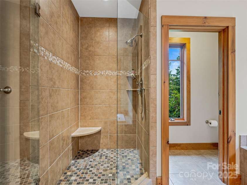 14 Sweet Gum Hill, Fletcher, NC 28732.  MLS# CAR4249700, YatesRealty ID 20898. Primary Bathroom