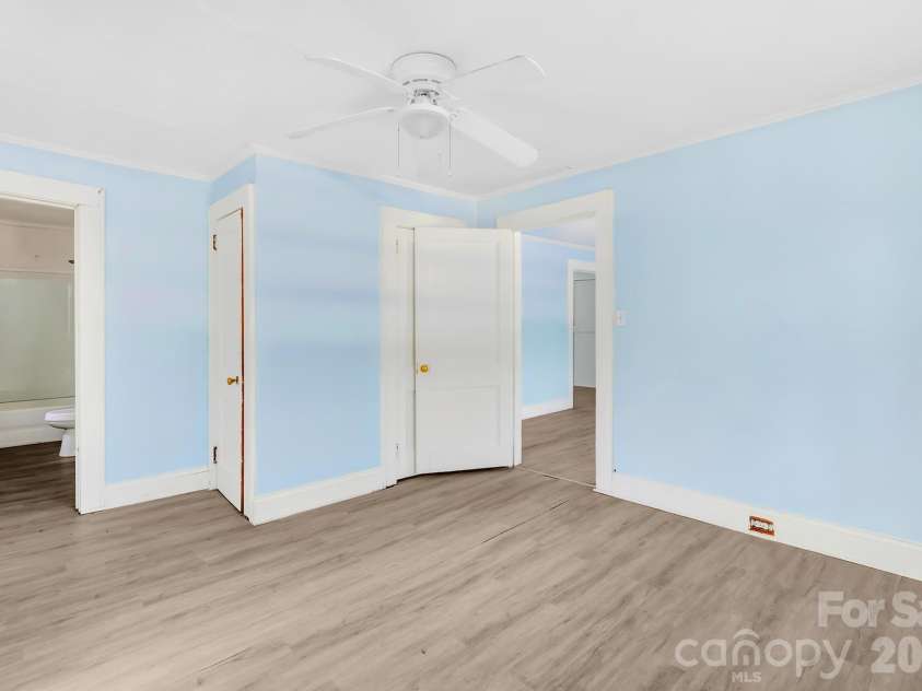 317 D Avenue, Salisbury, NC 28144.  MLS# CAR4379914, YatesRealty ID 20899. 