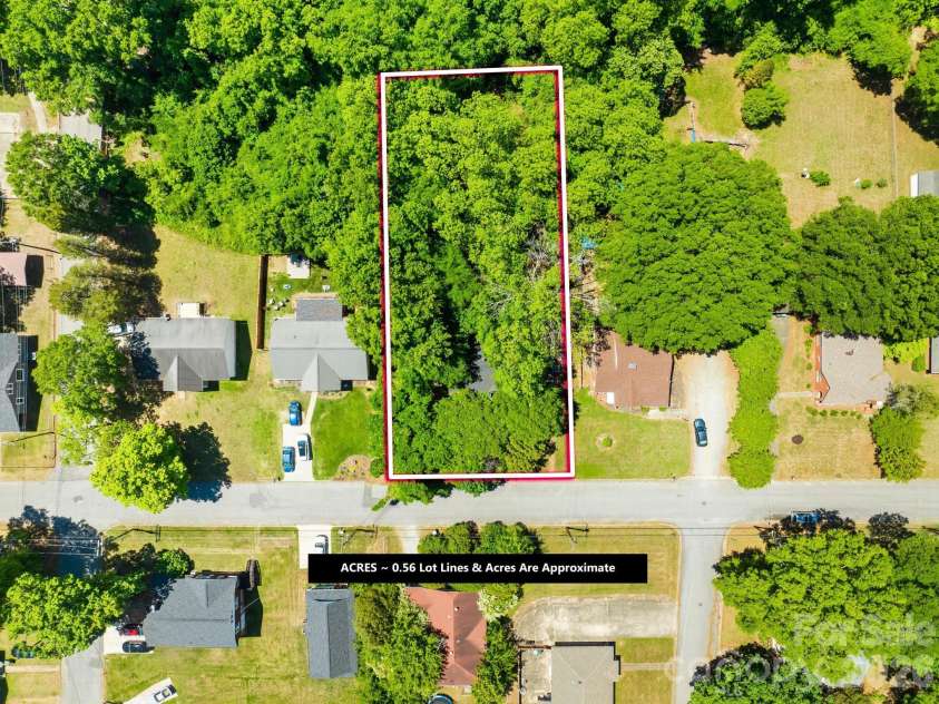 317 D Avenue, Salisbury, NC 28144.  MLS# CAR4379914, YatesRealty ID 20899. 