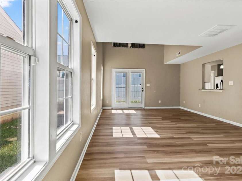8610 Sawleaf Court, Charlotte, NC 28215.  MLS# CAR4257465, YatesRealty ID 20899. 