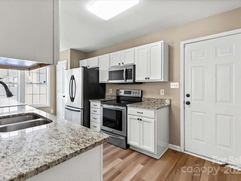 8610 Sawleaf Court, Charlotte, NC 28215.  MLS# CAR4257465, YatesRealty ID 20899. 