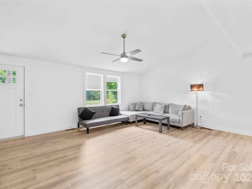 221 Reliance Road, Kings Mountain, NC 28086.  MLS# CAR4266635, YatesRealty ID 209. 