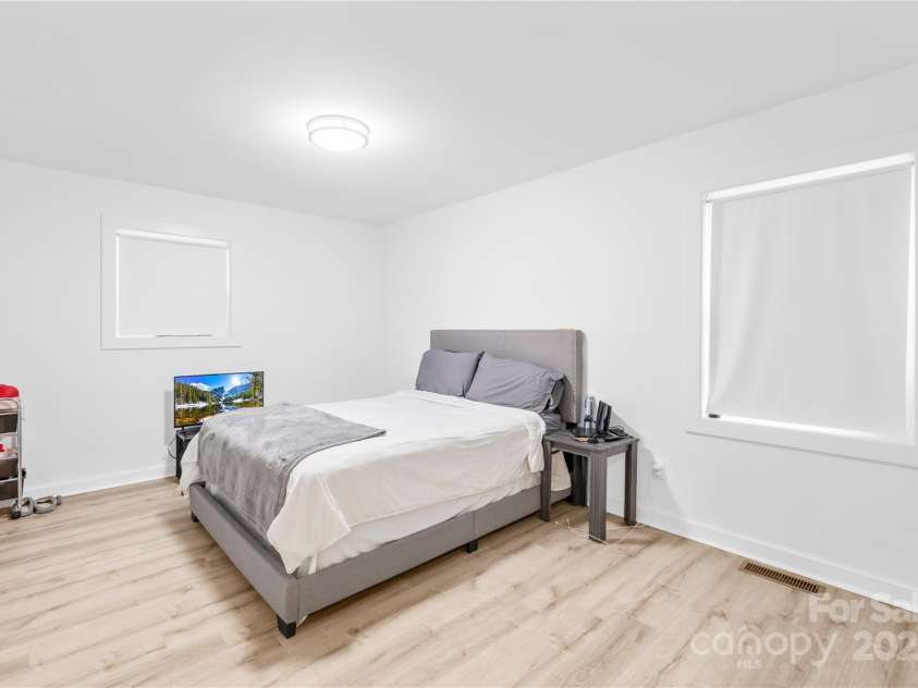 221 Reliance Road, Kings Mountain, NC 28086.  MLS# CAR4266635, YatesRealty ID 209. Primary Bedroom