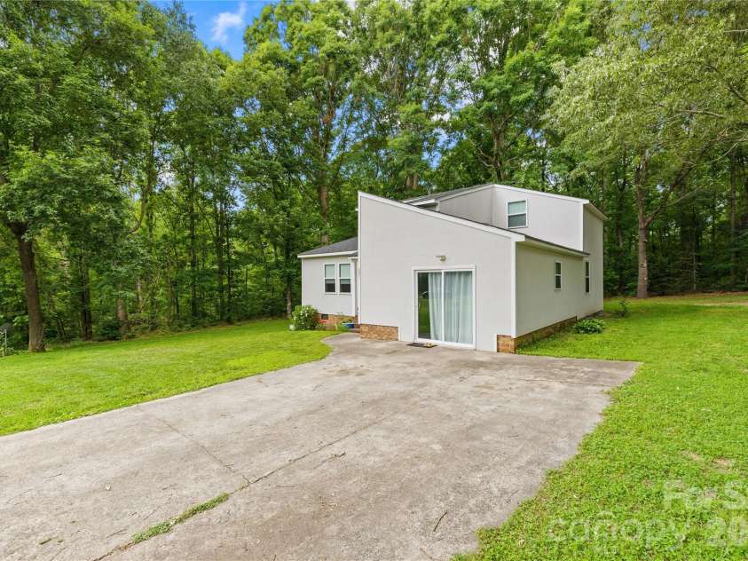 221 Reliance Road, Kings Mountain, NC 28086.  MLS# CAR4383463, YatesRealty ID 209. 