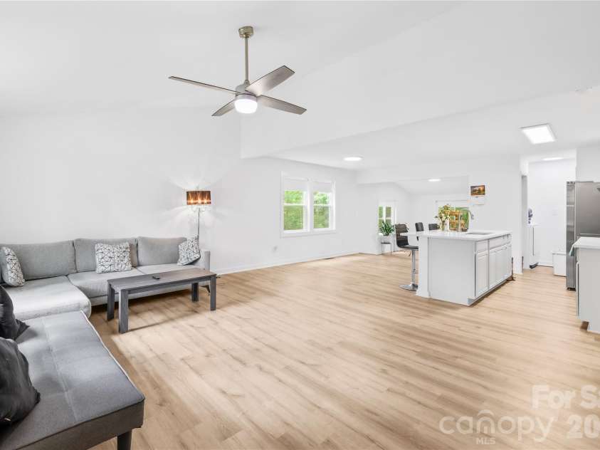 221 Reliance Road, Kings Mountain, NC 28086.  MLS# CAR4383463, YatesRealty ID 209. 