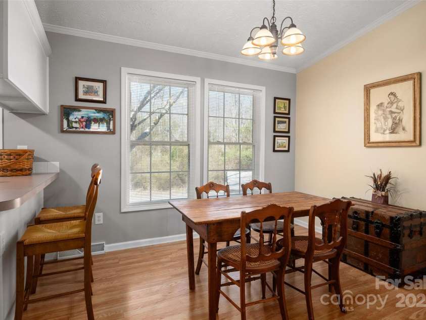 2504 Cottage Lane, Liberty Hill, SC 29074.  MLS# CAR4232116, YatesRealty ID 2090. Dining area