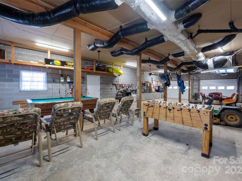 2504 Cottage Lane, Liberty Hill, SC 29074.  MLS# CAR4232116, YatesRealty ID 2090. Garage area