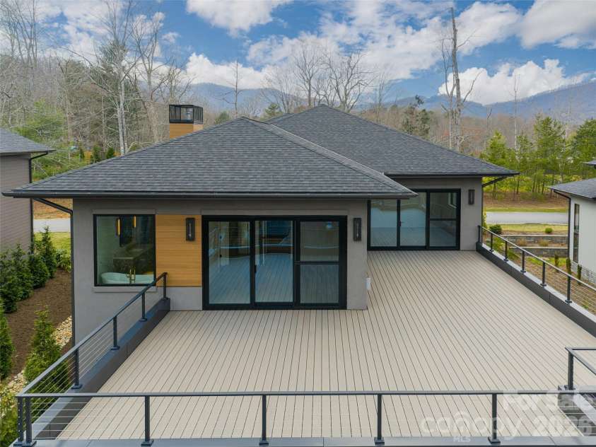 76 Running Creek Trail, Arden, NC 28704.  MLS# CAR4364123, YatesRealty ID 20900. 