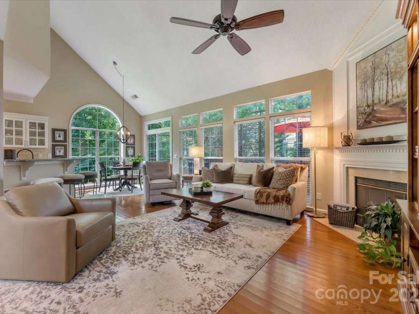 9040 Scottsboro Drive, Huntersville, NC 28078.  MLS# CAR4271133, YatesRealty ID 20900. 