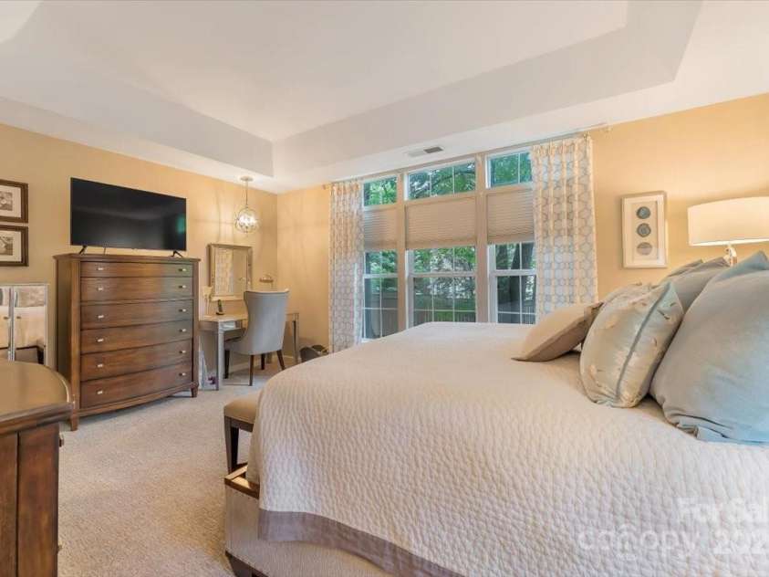 9040 Scottsboro Drive, Huntersville, NC 28078.  MLS# CAR4271133, YatesRealty ID 20900. 